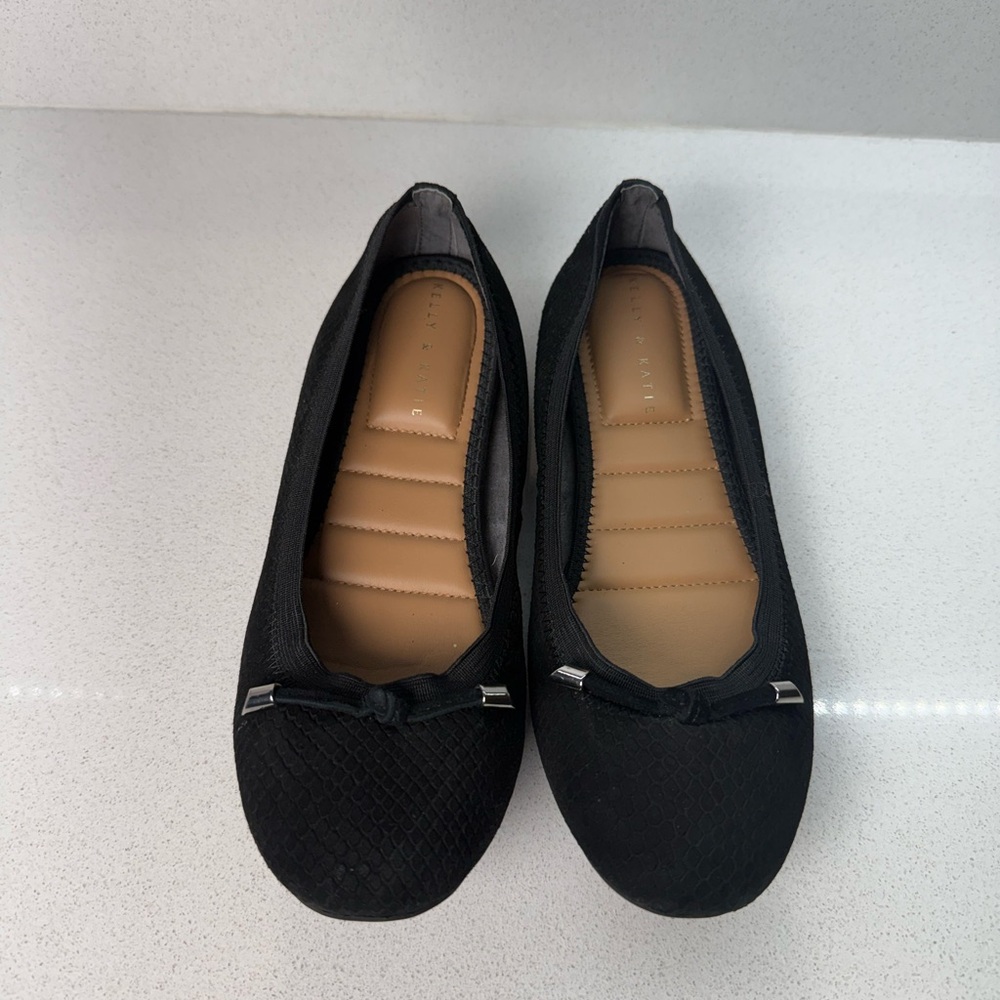 Kelly & Katie Black Textured Flats
